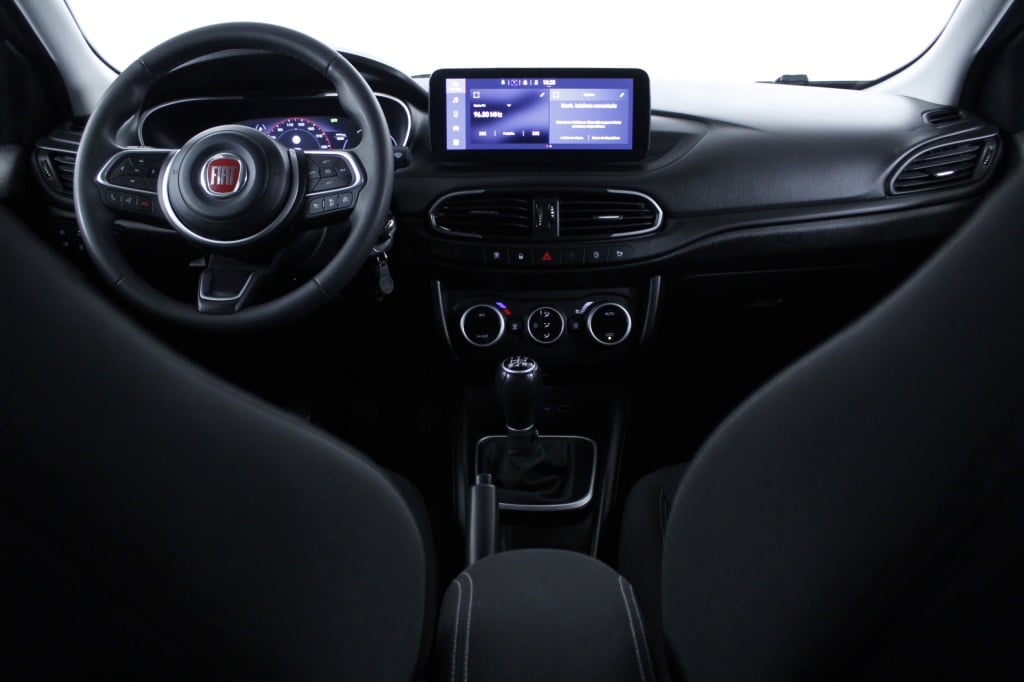 Fiat Tipo Station Wagon Cross