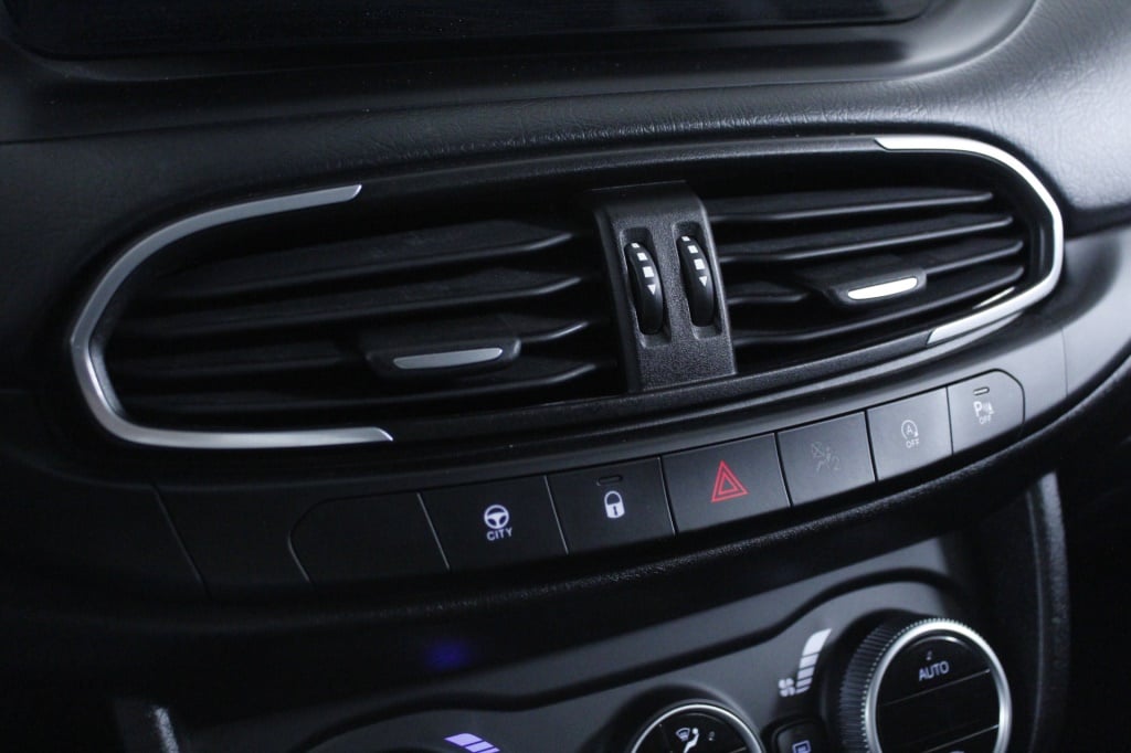 Fiat Tipo Station Wagon Cross