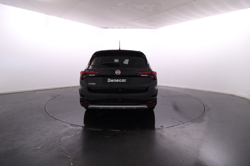 Fiat Tipo Station Wagon Cross