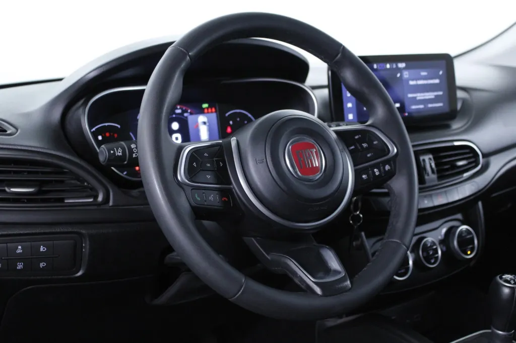 Fiat Tipo Station Wagon Cross