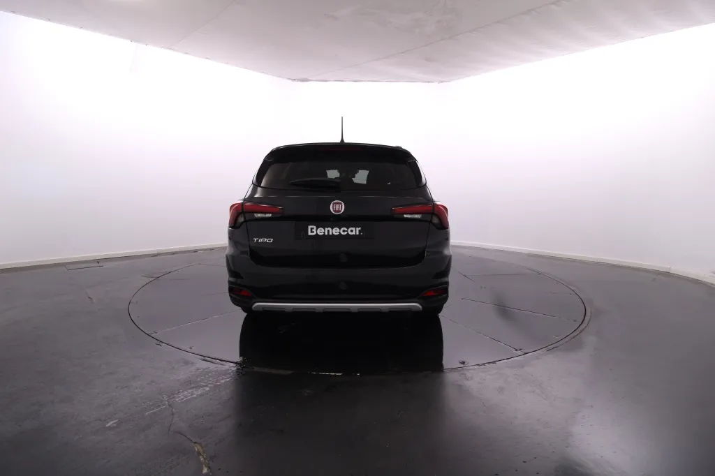 Fiat Tipo Station Wagon Cross