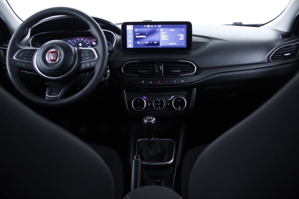 Fiat Tipo Station Wagon Cross