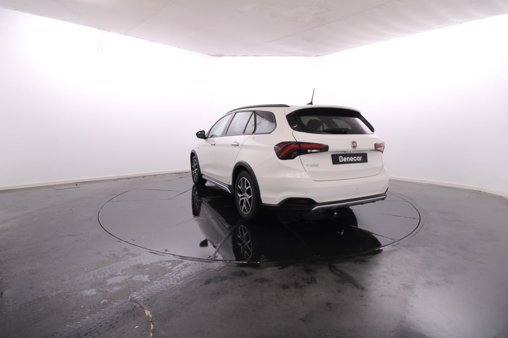 Fiat Tipo Station Wagon Cross