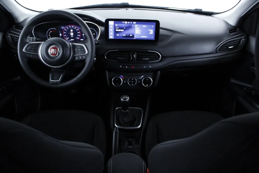 Fiat Tipo Station Wagon Cross