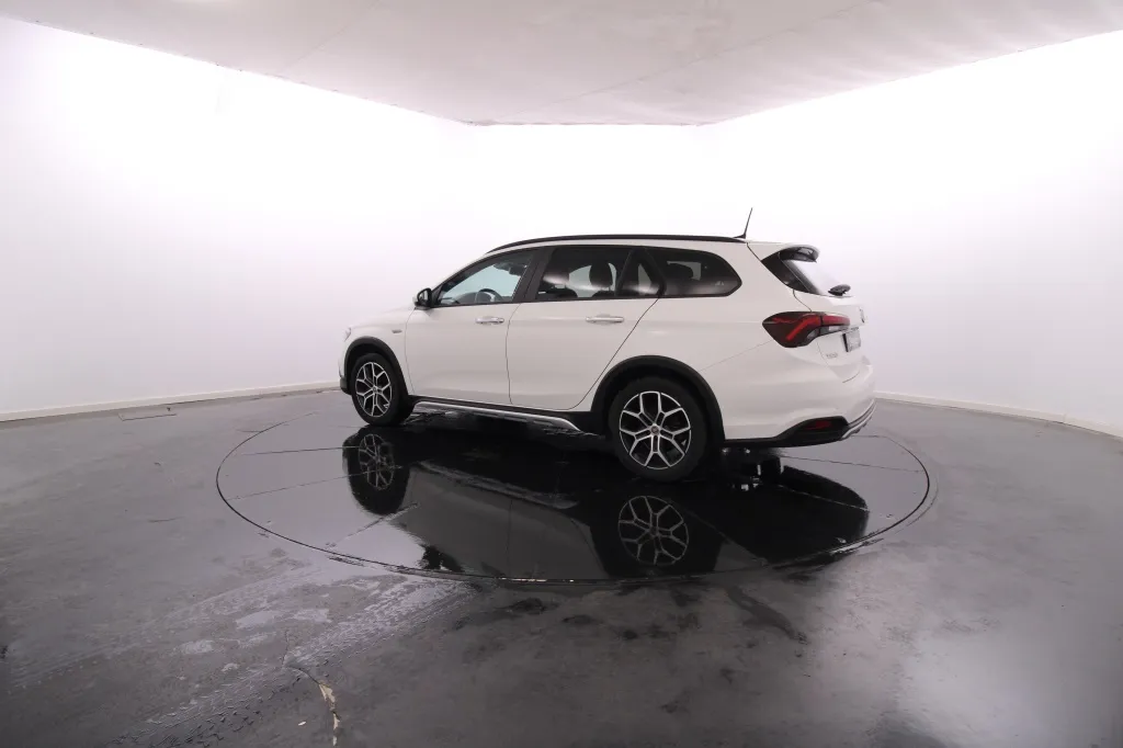 Fiat Tipo Station Wagon Cross