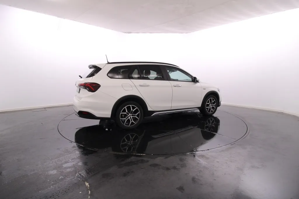 Fiat Tipo Station Wagon Cross