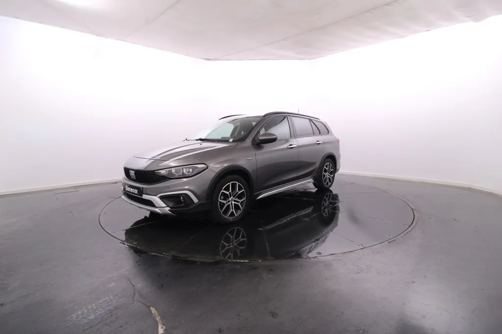 Fiat Tipo Station Wagon Cross