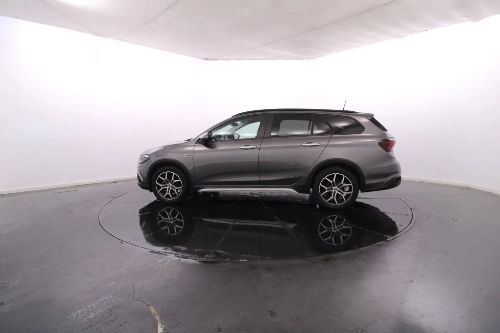 Fiat Tipo Station Wagon Cross