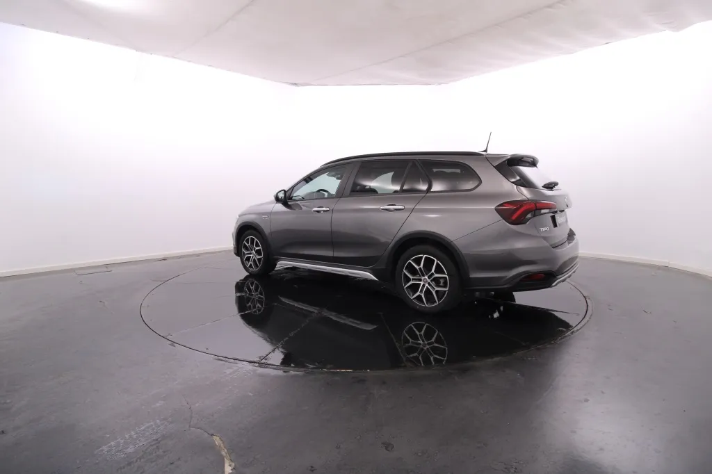 Fiat Tipo Station Wagon Cross