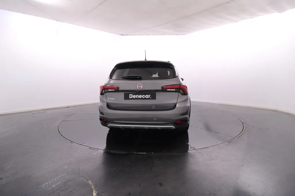 Fiat Tipo Station Wagon Cross