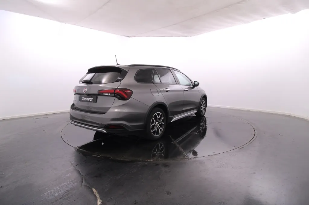 Fiat Tipo Station Wagon Cross