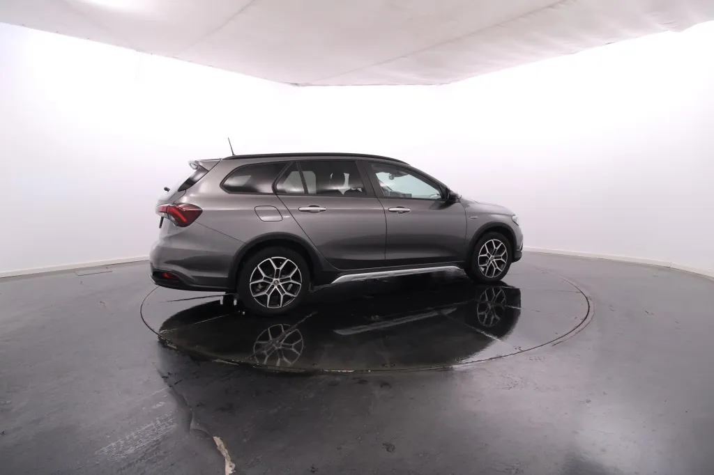 Fiat Tipo Station Wagon Cross