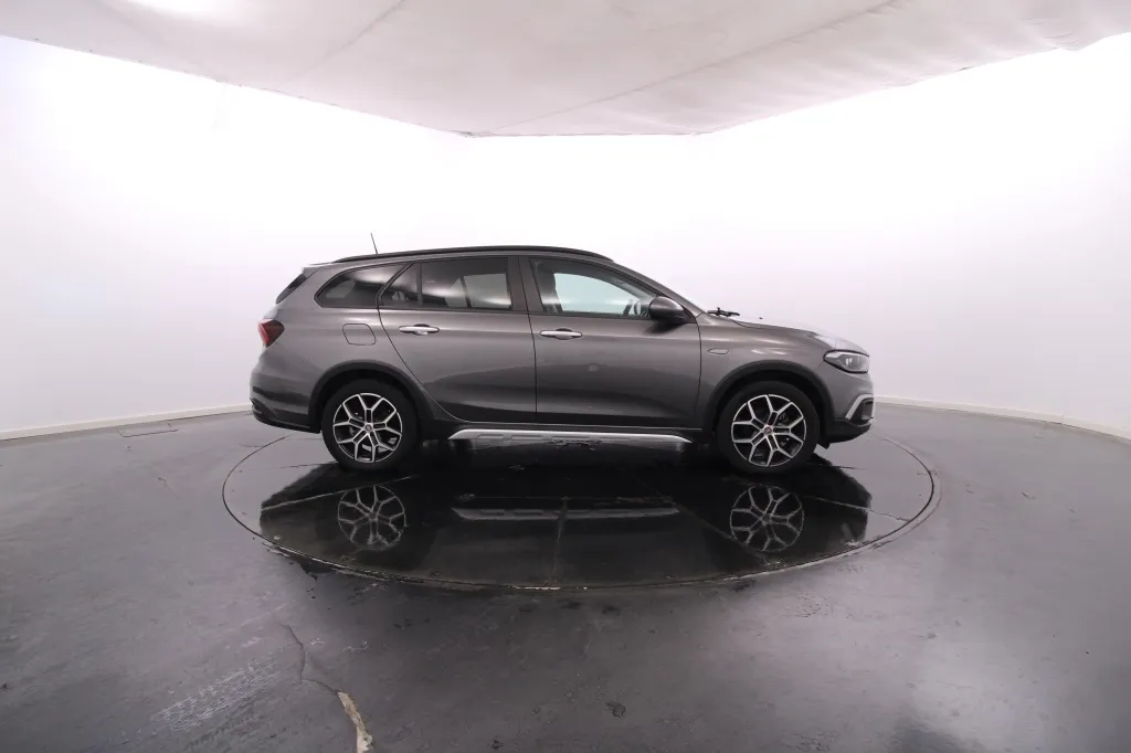 Fiat Tipo Station Wagon Cross