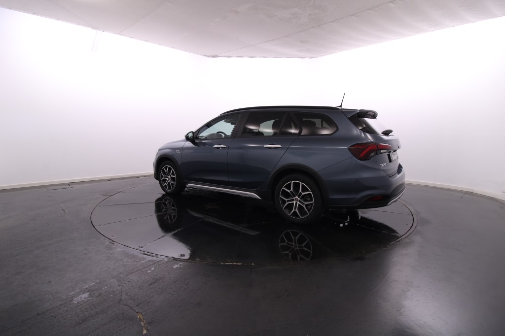 Fiat Tipo Station Wagon Cross