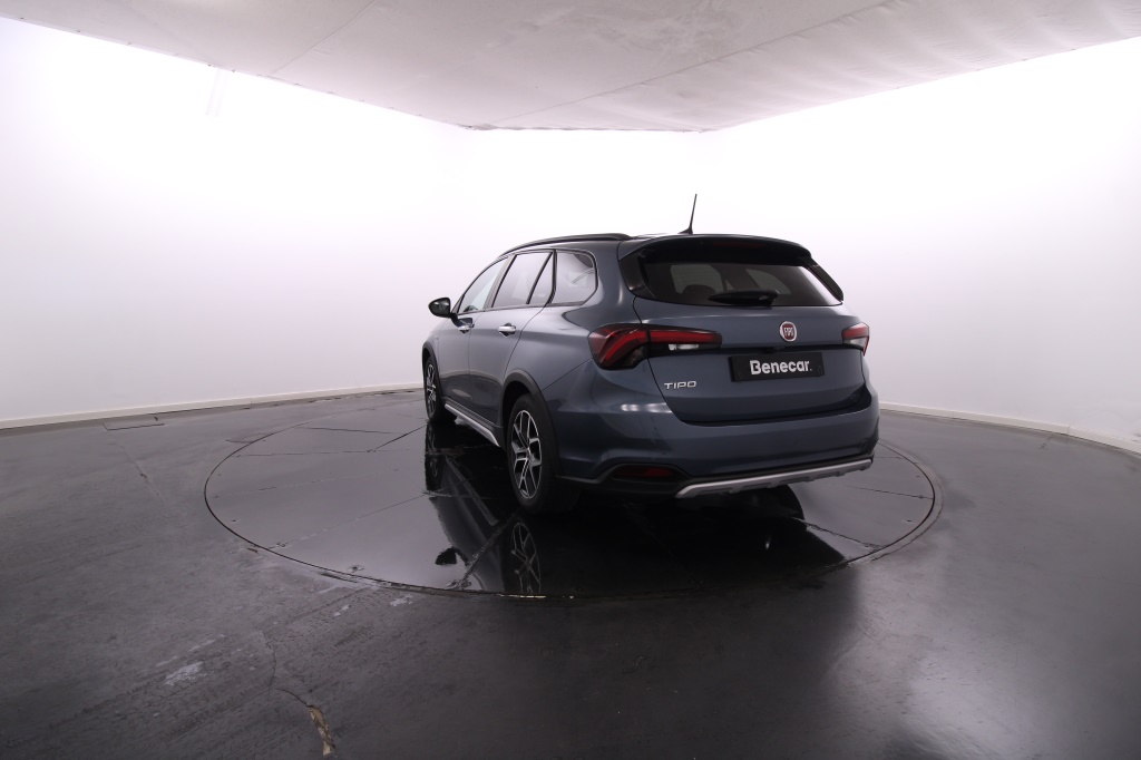 Fiat Tipo Station Wagon Cross