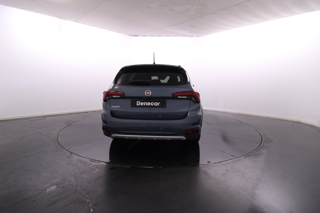 Fiat Tipo Station Wagon Cross