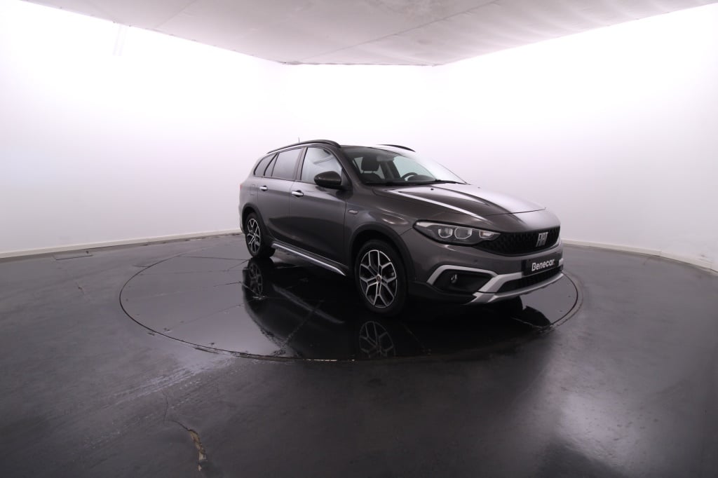 Fiat Tipo Station Wagon Cross