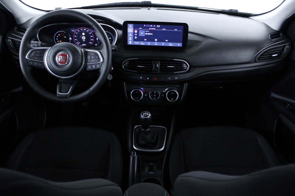 Fiat Tipo Station Wagon Cross