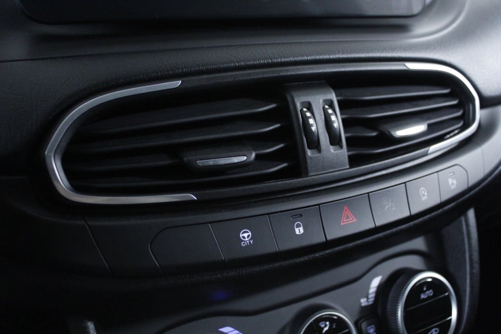 Fiat Tipo Station Wagon Cross