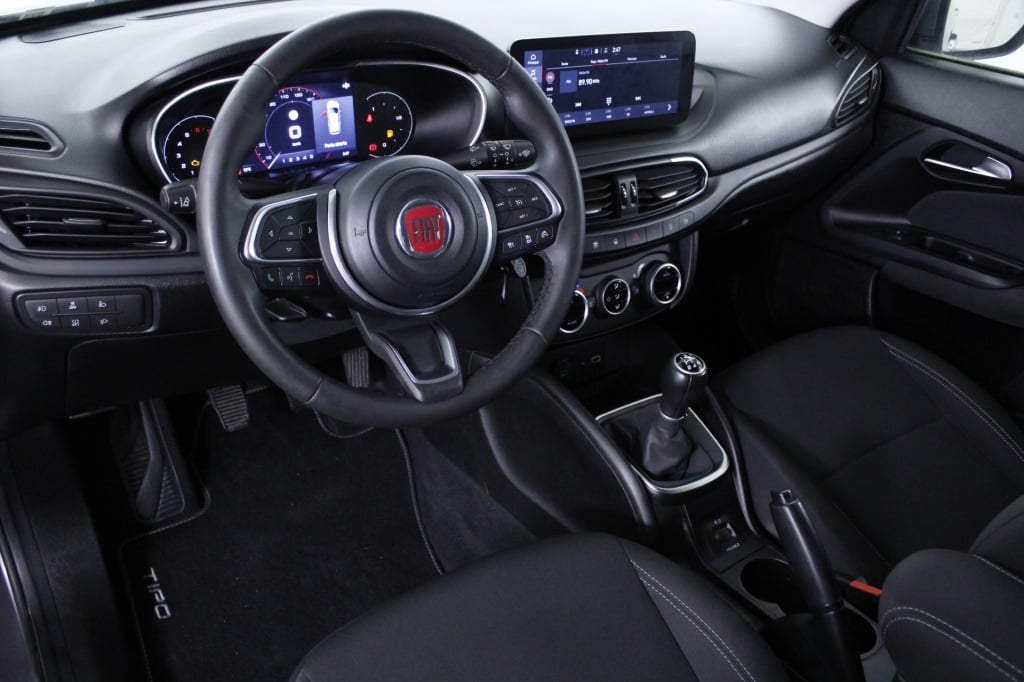 Fiat Tipo Station Wagon Cross