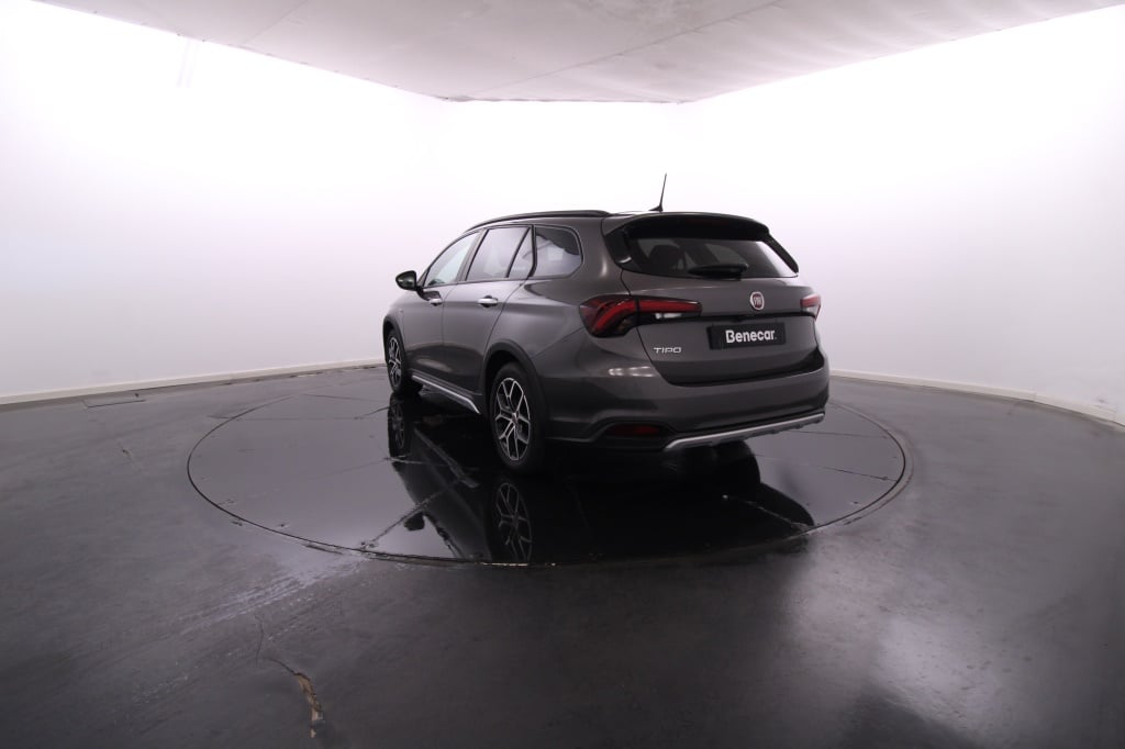 Fiat Tipo Station Wagon Cross