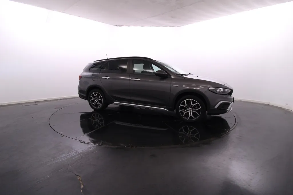 Fiat Tipo Station Wagon Cross