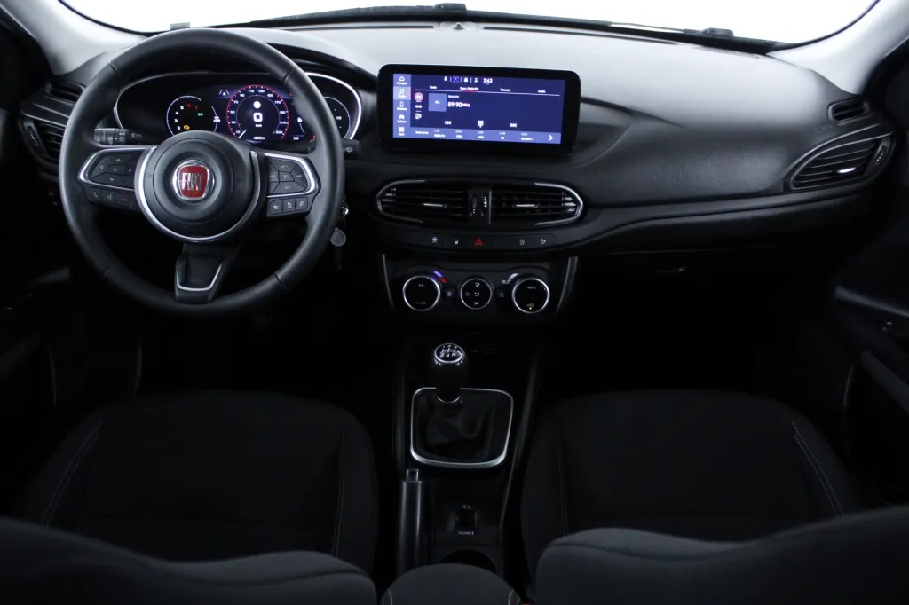 Fiat Tipo Station Wagon Cross