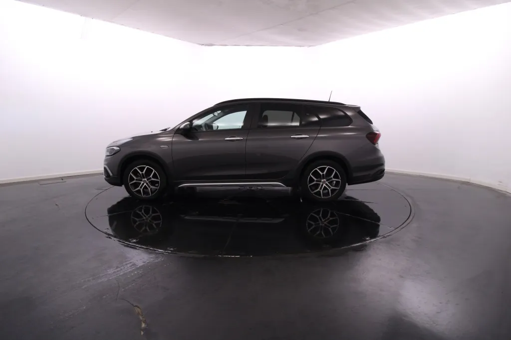 Fiat Tipo Station Wagon Cross