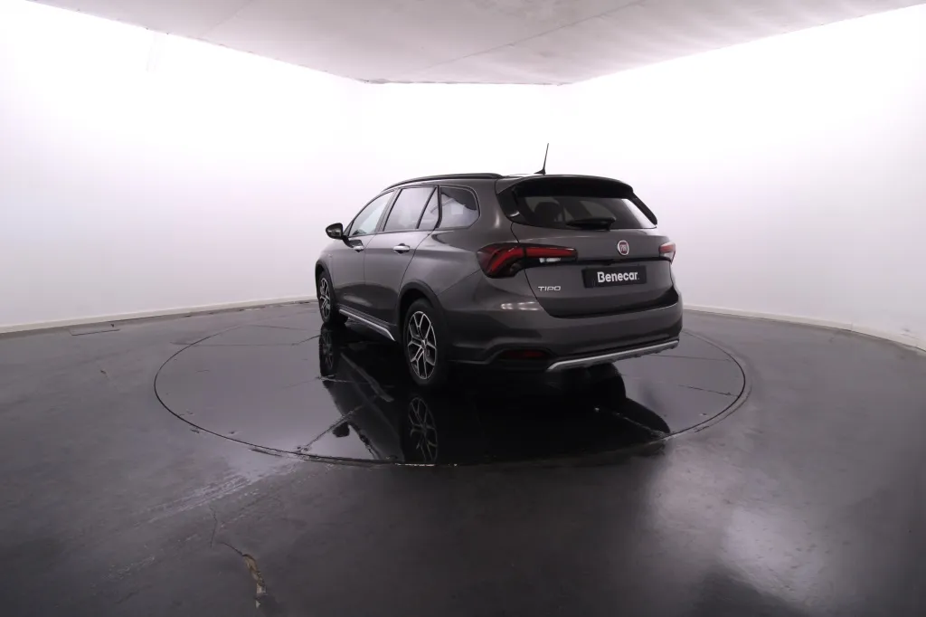 Fiat Tipo Station Wagon Cross