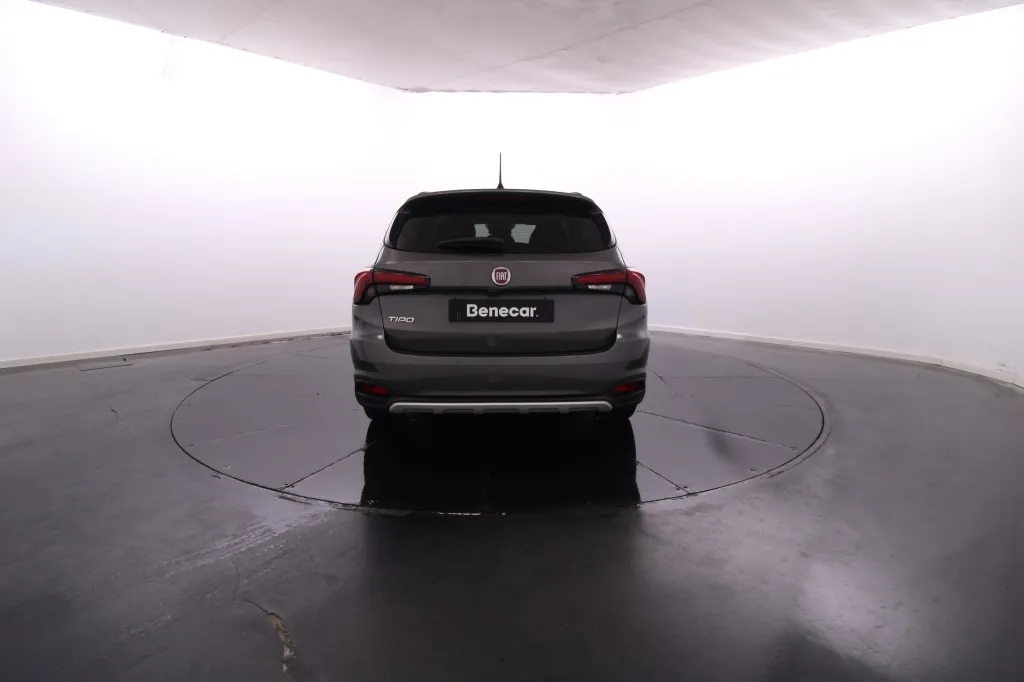 Fiat Tipo Station Wagon Cross