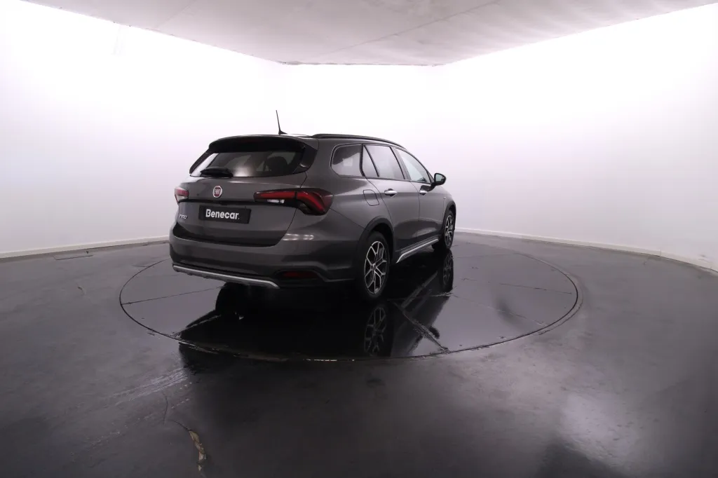 Fiat Tipo Station Wagon Cross
