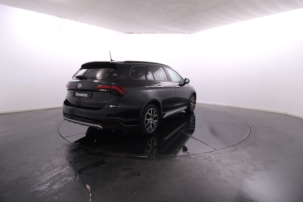 Fiat Tipo Station Wagon Cross