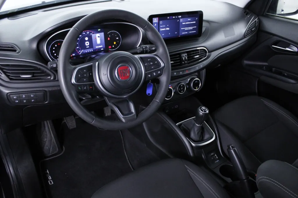 Fiat Tipo Station Wagon Cross