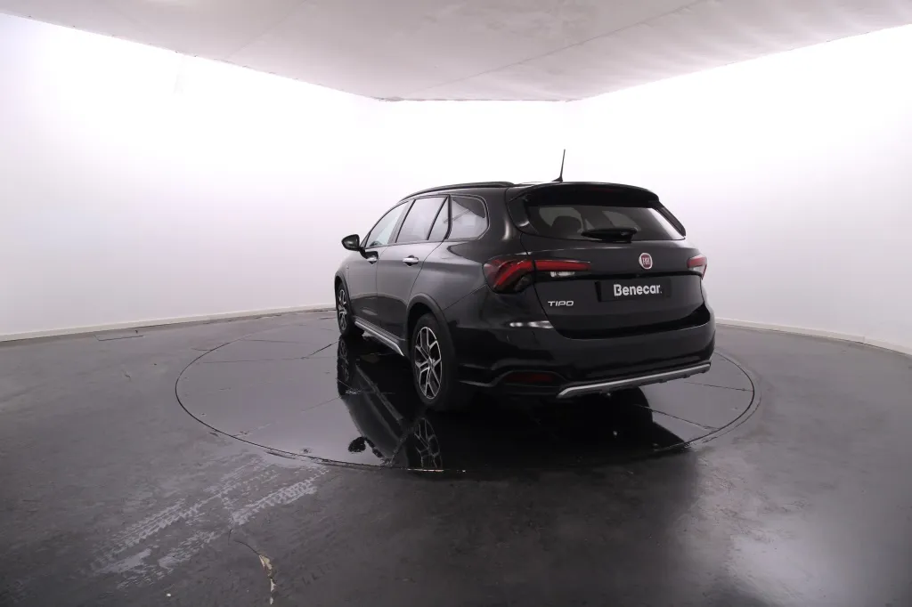 Fiat Tipo Station Wagon Cross