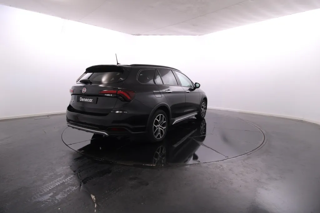Fiat Tipo Station Wagon Cross