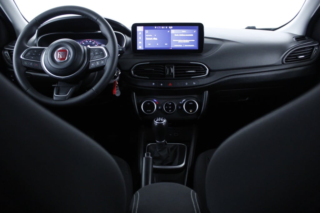 Fiat Tipo Station Wagon Cross