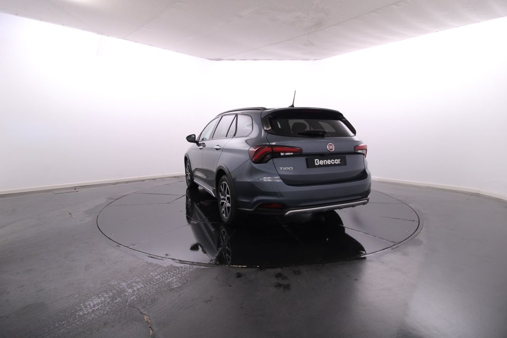 Fiat Tipo Station Wagon Cross