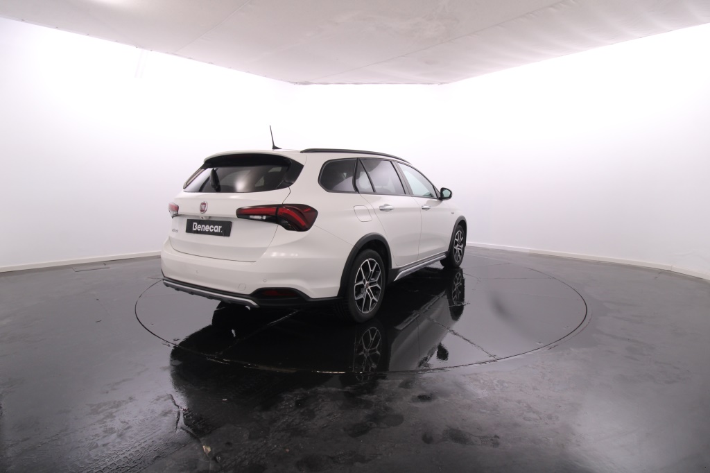 Fiat Tipo Station Wagon Cross