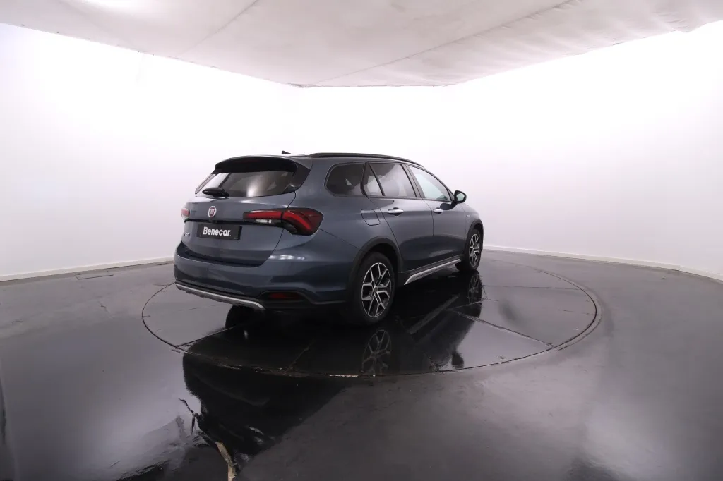 Fiat Tipo Station Wagon Cross