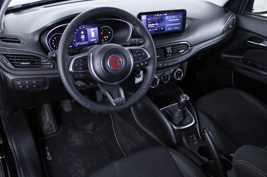 Fiat Tipo Station Wagon Cross