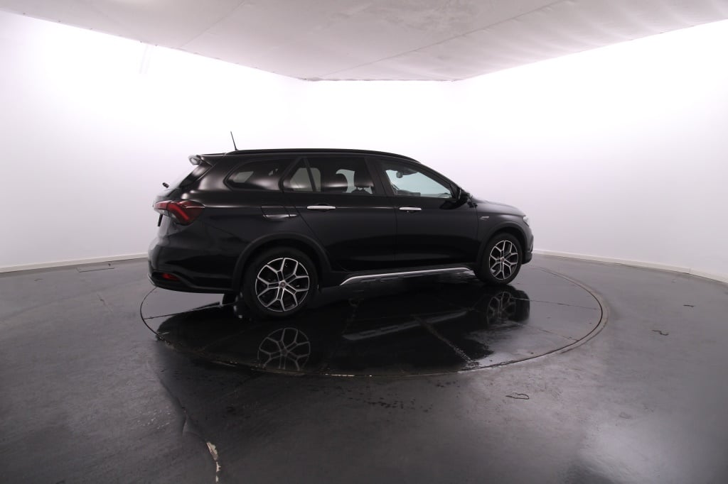 Fiat Tipo Station Wagon Cross
