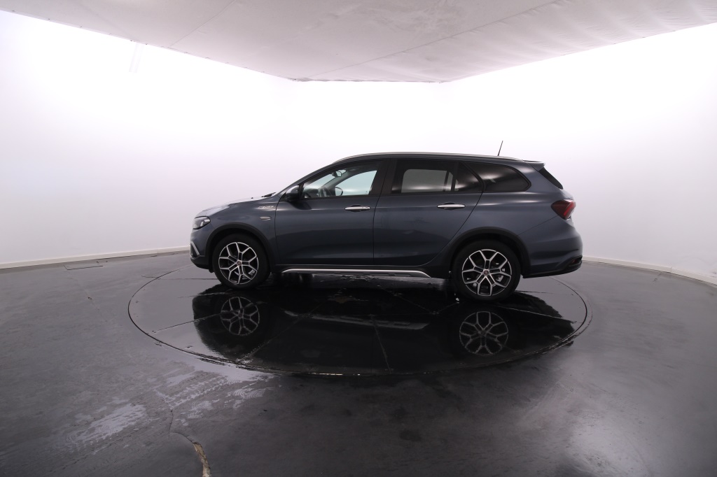 Fiat Tipo Station Wagon Cross