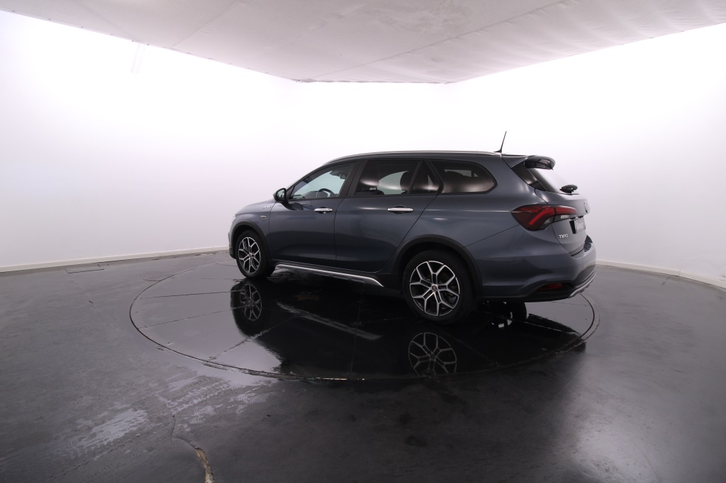 Fiat Tipo Station Wagon Cross