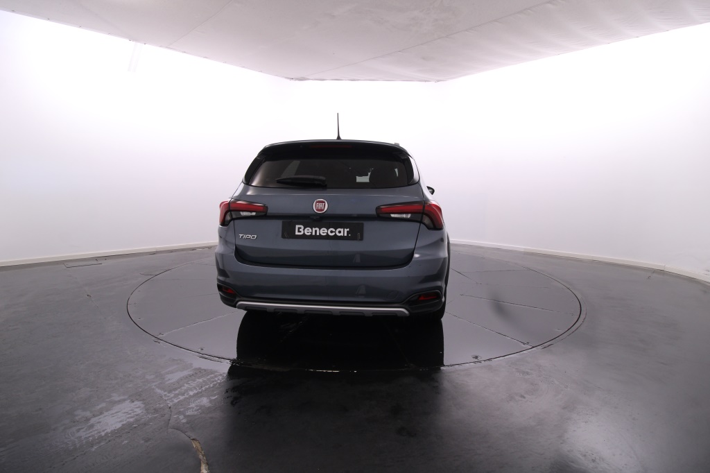 Fiat Tipo Station Wagon Cross