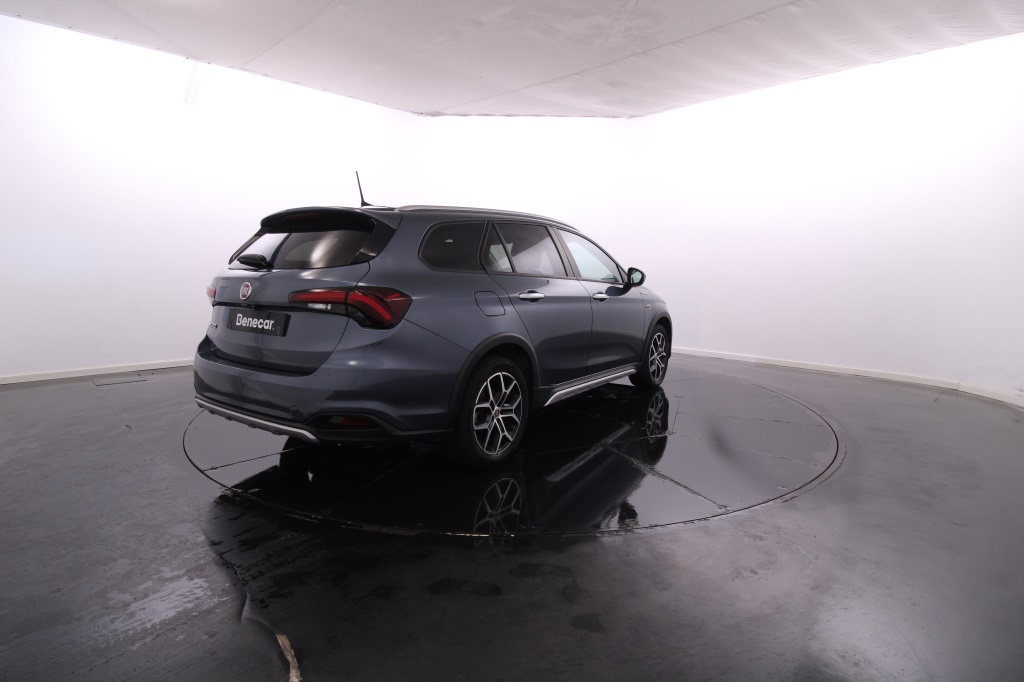 Fiat Tipo Station Wagon Cross
