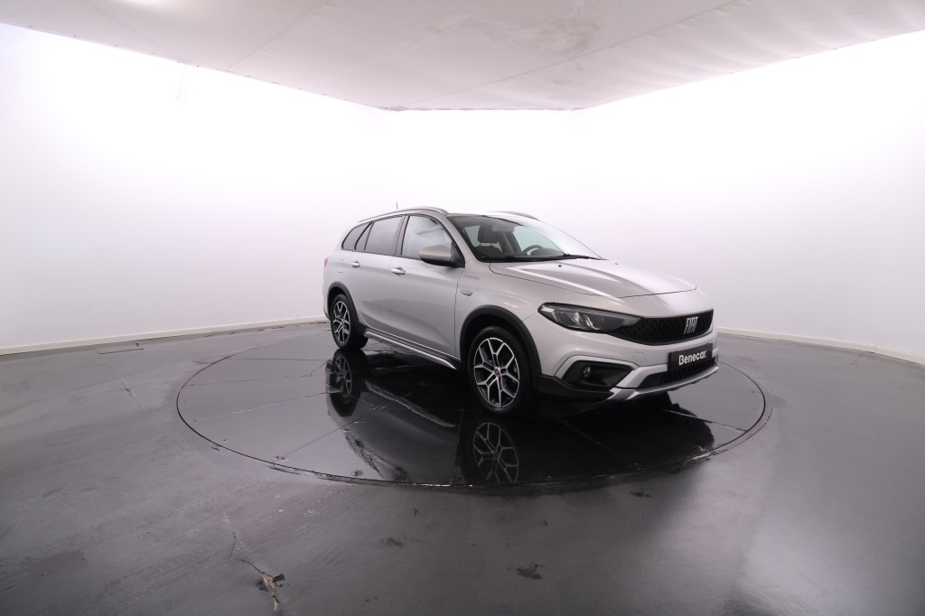 Fiat Tipo Station Wagon Cross
