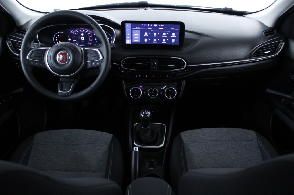 Fiat Tipo Station Wagon Cross