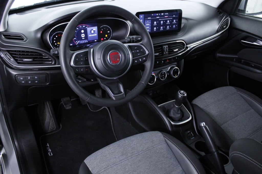 Fiat Tipo Station Wagon Cross