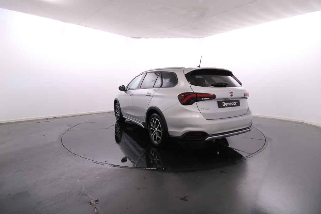 Fiat Tipo Station Wagon Cross
