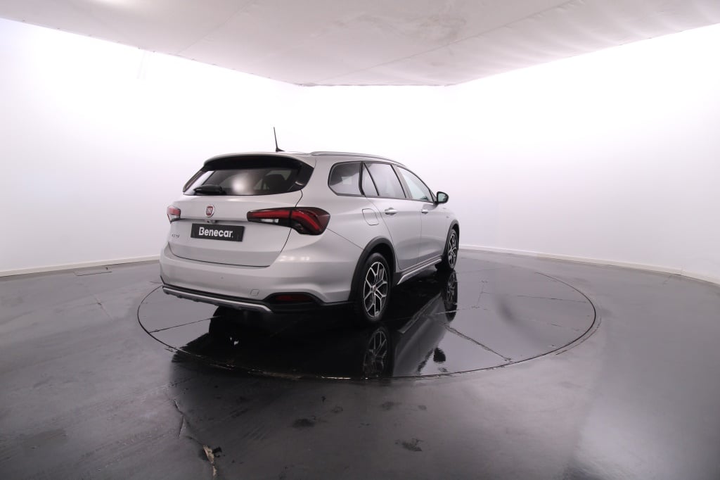 Fiat Tipo Station Wagon Cross